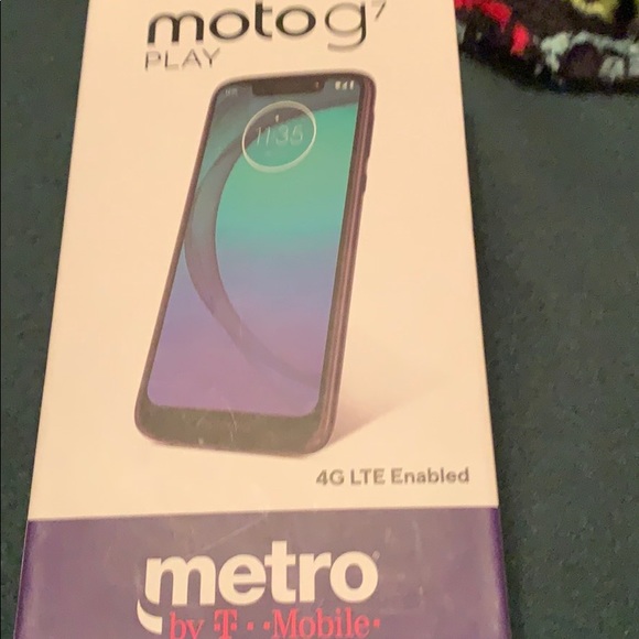 Cellphones - Picture 4 of 4